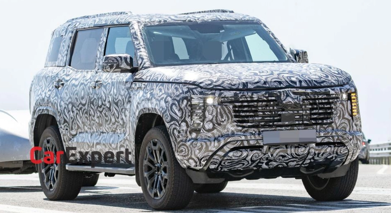 2026 Mitsubishi Pajero Sport UAE Review Price Specs and What Is New