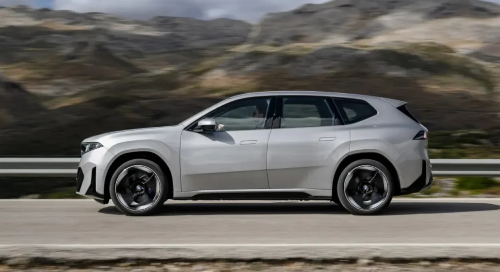 2026-bmw-ix3-exterior-5
